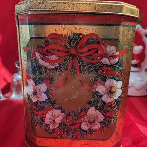 Wonderful Tall Tin  13 Assorted Christmas Cards And 15 Envelopes Made In England